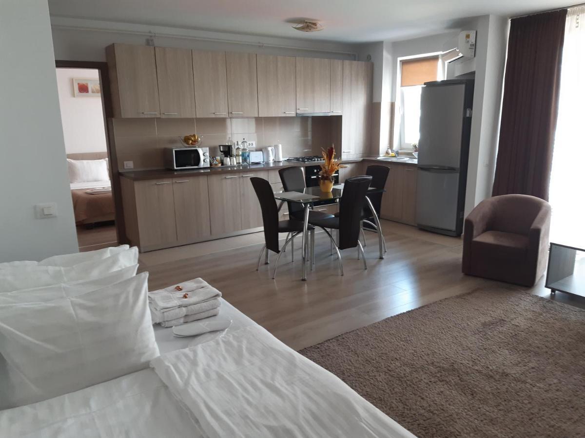 Marcel - Coresi Mall Apartment