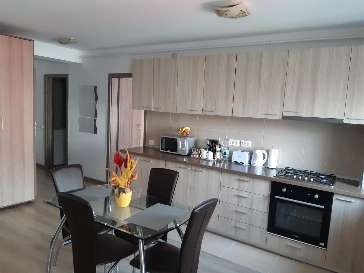 Apartment Marcel - Coresi Mall *
